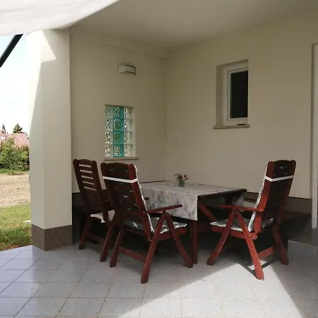 Anica House Appartement